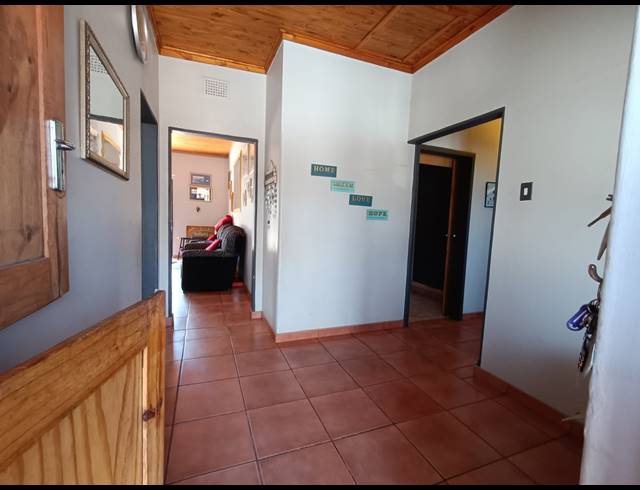 3 BEDROOM HOUSE FOR SALE IN VANDERBIJLPARK CW 5